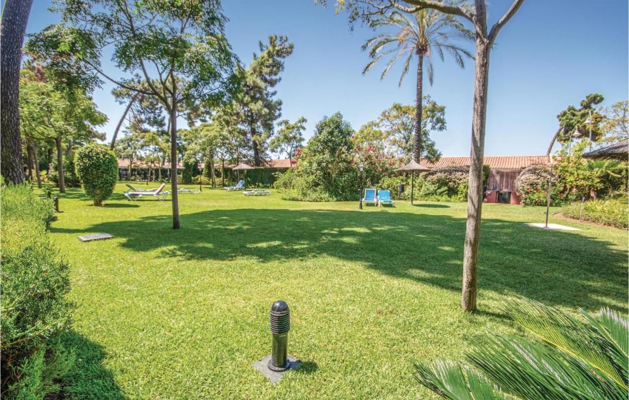 Stunning Apartment In Marbella W/ Outdoor Swimming Pool, Wifi And 2 Bedrooms Экстерьер фото